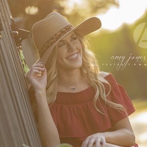 Meet your Posher, Annalise